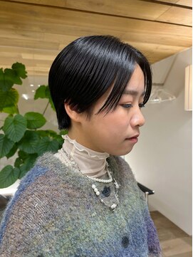 サーリー(SURLY) センターパートハンサムショート