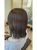 外はね切りっぱなしボブ