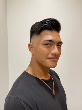 ピークアブー アヴェダ アトレ恵比寿(PEEK-A-BOO AVEDA) リーゼントフェード