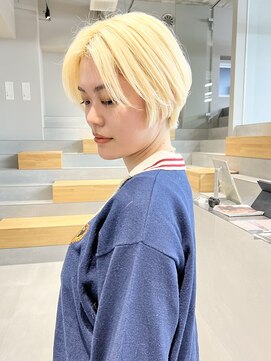 カケル(×.) ハンサムショート/ナチュラルブロンド