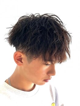 エントランス(ENTRANCE)の写真/《キャリア10年以上!ベテランStylistが“ワンランク上”のSTYLEをご提案★》メンズパーマで朝のSETも簡単に