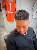 スキンフェード　ハイフェード　短髪