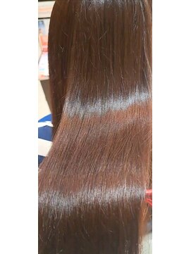 ミック ヘアアンドメイクアップ 高田店(miq Hair&Make up) イルミナカラー/ブラウンベージュ/艶髪/トリートメント