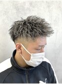 ツイストパーマ/ホワイトメッシュ/フェード