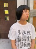 大胆な前上がりボブ