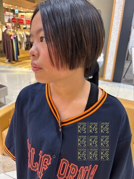 キックス(KICKS) ストレートハンサムショート