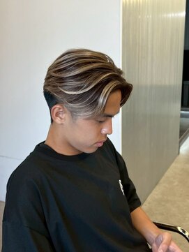 リッチブランドアンドコー(Rich Brand&Co) アップバングセンターパートツイストスパイラルバレイヤージュ