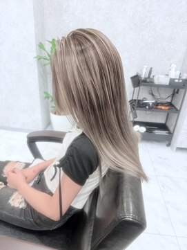 カミイロ(kamiiro) バレイヤージュ/デザインカラー/ハイライト/グラデーション