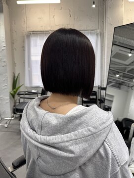 レイヴ(RAVE) 切りっぱなしボブ×髪質改善ストレート