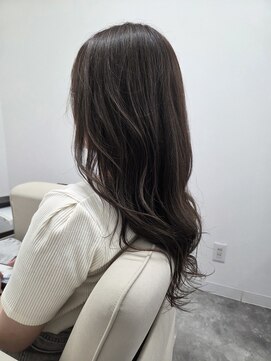 アッシュブラウン×ハイライト