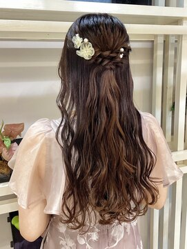 ディーエックス スリー(Dxxxx III) ハーフアップ