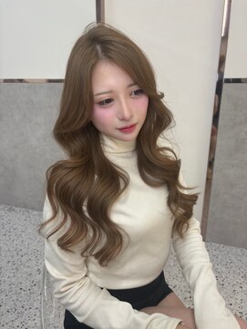 ロール 博多(Role) レイヤーカット/ダブルカラー/ブリーチ/ミルクティーベージュ