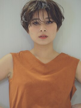 エコロジカルグローブス(ECOLOGICaL GLOBES) ナチュラル　大人かわいい　夏ショート　ヌーディーカラー