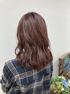 ララ(LALA) ハイライトカラーで、透明感ピンクベージュ！