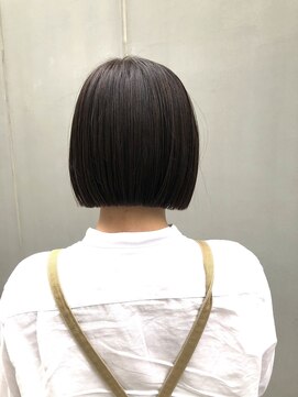 エディ(eddie) 【eddie】切りっぱなしボブ