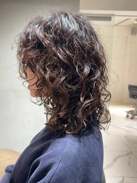 ラミ(L'ami) 大人のおしゃれくせ毛風パーマ/簡単スタイリング