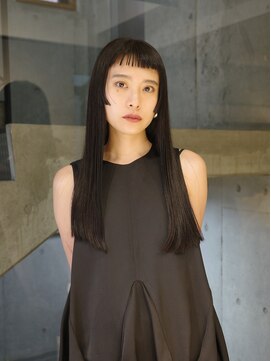 ネロ ヘアアンドライフストア 渋谷(NERO HAIR AND LIFESTORE) 【田中結】ロング　眉上バング　ストレートパーマ　うるつや