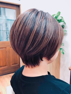 トム ヘアー(Tom hair) METEOカラースタイル