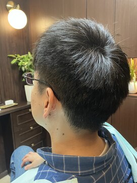 ヘアサロン大野 艶出専科本店 ビジネスショート
