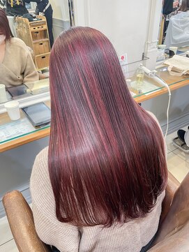 ネオリーブアイム 横浜西口店(Neolive aim) 上品なスタイルハイライト×レッドカラー【成田】横浜