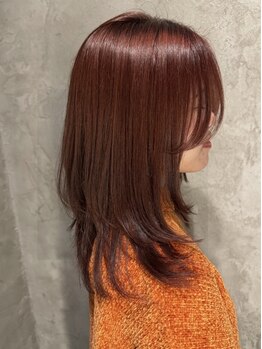ヨンヨ(yonyo)の写真/パーソナルカラー診断師の資格を持ったスタイリストが、あなたの肌や元の髪の色を元に似合う色をご提案◎