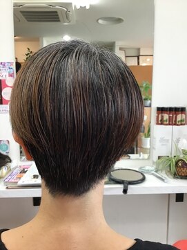 サロンド 優美 ショート＋デザインカラー