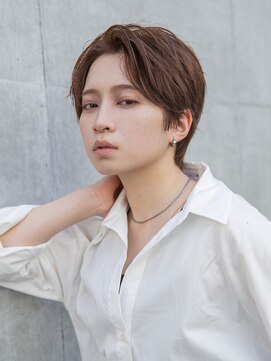 シティ(CITY) フェザーパーマショートセンターパートガイルヘアマレットヘア