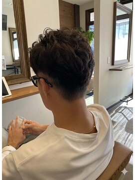 モエン(MoEn) スマート刈り上げマッシュパーマ