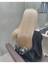 ピンク バイ アンジェリカ 瓢箪山店(PINQ by ANGELICA)&nbsp;黒染め剥がし　ホワイトブロンドカラー