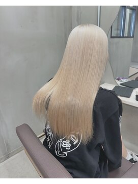 ピンク バイ アンジェリカ 瓢箪山店(PINQ by ANGELICA) 黒染め剥がし　ホワイトブロンドカラー