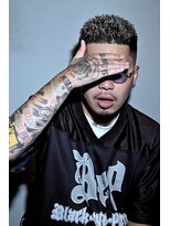 チルチェア 横浜(CHILL CHAIR) スキンフェード×ツイストパーマ×ブリーチ<横浜/バーバー/床屋>