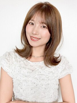 ファナ(fha-na) ☆ 外ハネボブ 韓国風ミディアムレイヤー☆イメチェン