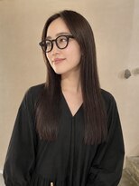 エルム(elm) 大人ロングレイヤー/透明感ベージュカラー/ハッシュカット