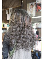 オーバーキャプテンネイキッド(OVER CAPTAIN NAKED) ラフウエーブエクステ付け放題