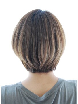 ニーナ せんげん台(nina) 大人かわいい☆ふんわりナチュラルショート