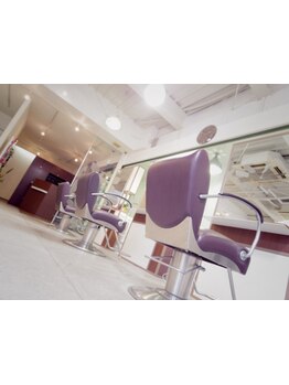 ３名の実力派Stylistがマンツーマン施術♪駅近プライベートサロン《Stream》居心地の良い空間があります…