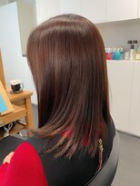 エムプラス 二子玉川(Mplus)&nbsp;大人女性 明るい白髪染めストレートスタイル  夏目　サトル