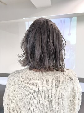 ルーヴェ(LOWE) 【なつみ】ブルーグレージュゆるふわミディ,顔まわりレイヤー