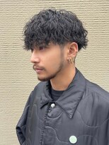 フィフス トウキョウ (fifth TOKYO)&nbsp;波巻きスパイラルパーママッシュショート無造作パーマ刈り上げ