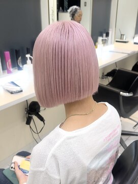 ヤーン(yarn.) ホワイトピンクボブ【赤堀友哉】）