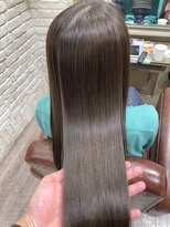 エルト 四条烏丸(elto) 透明感オリーブアッシュ☆