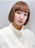 say.レイヤーボブミルクティーアッシュハイトーンカラーショート