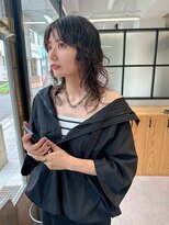 ホロ(hollo)&nbsp;レイヤーパーマロングウルフパーマ　ウルフパーマ