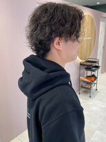 ブラン(blanc) 【流行りのセンター分け★】センターパート×緩めスパイラル