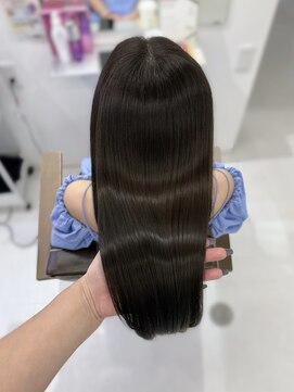 ハピネス 梅田茶屋町店(HAPPINESS) 韓国風/レイヤーカット/顔周り/顔まわり/髪質改善/ベージュ