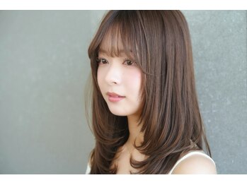 ロンドクロエ 横浜(Lond Chloe)の写真/前髪/顔周りレイヤーカットで自然な動きと立体感。どんな顔型/髪質の方でも小顔＆華やかな印象に[横浜]