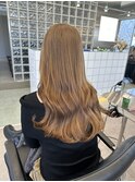 ミルクティーベージュミディアムレイヤーくびれボブワイドバング