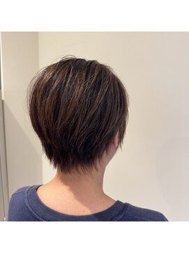 ティアム(Tiam) ナチュラル縮毛矯正/丸みショート/スッキリくびれショート