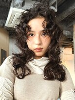 ナヌーク ダイカンヤマ(nanuk daikanyama)&nbsp;ロングパーマ/ハードパーマ/ウェーブパーマ/スパイラルパーマ