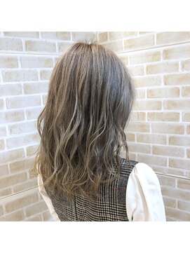 アッシュ 久我山店(Ash) クリーミーブロンド